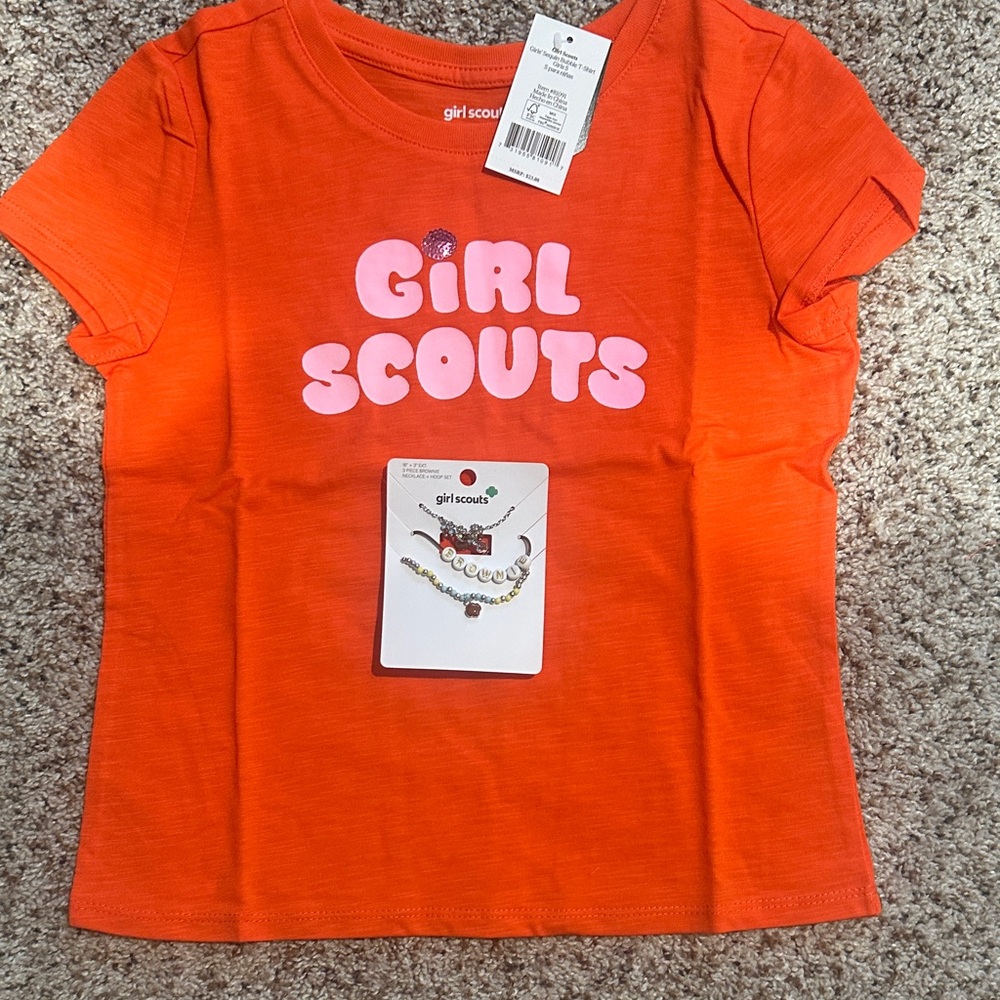 Girl Scout T-Shirt and jewelry set